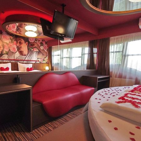 Hotel Corvin 귤러 외부 사진