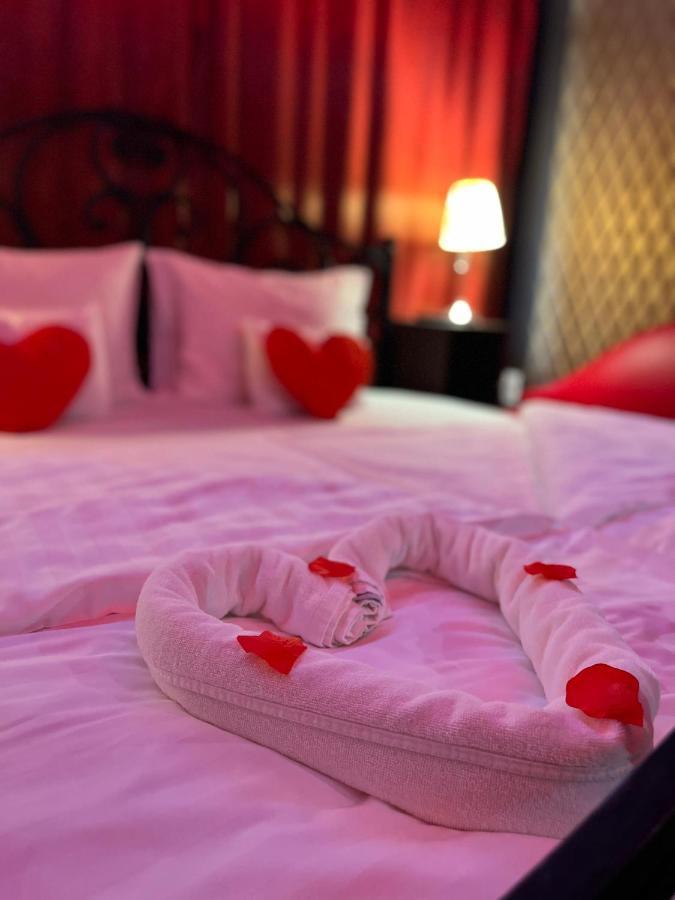 Hotel Corvin 귤러 외부 사진